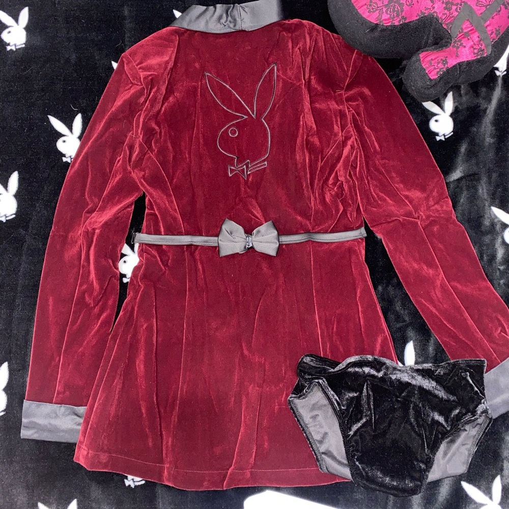 small 4 piece women’s playboy smokers jacket